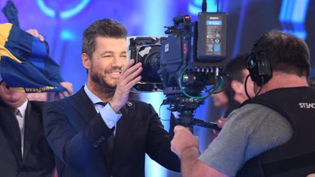 Tinelli no logra liderar en el rating y pierde contra Telefé
