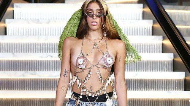 La hija de Madonna debutó como modelo sin depilarse