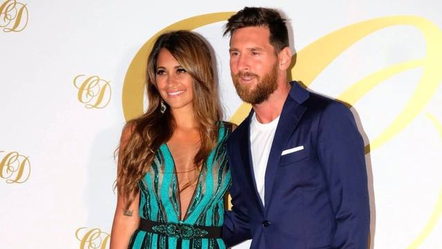 Messi y Antonela deslumbraron en la boda de Cesc Fábregas