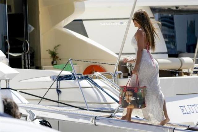 Las vacaciones top de Messi y Antonella en Ibiza