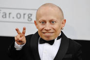 Murió actor Verne Troyer,