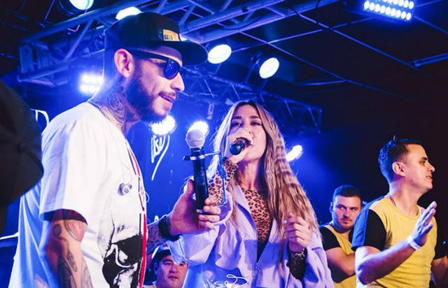 Ulises Bueno y Jimena Barón.