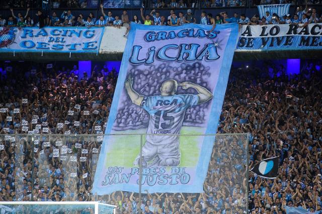 Racing festejó el campeonato con un empate ante su escolta