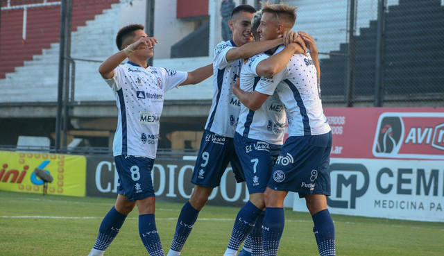 FOTO: Independiente Rivadavia se recuperó y volvió al triunfo