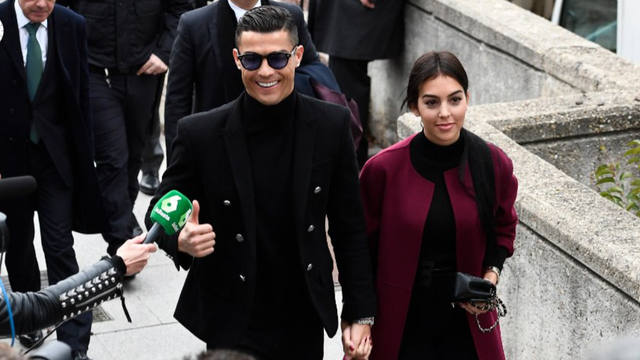 FOTO: Ronaldo se declaró culpable ante la Fiscalía de Madrid