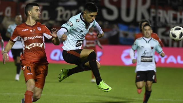 FOTO: Colón consiguió una sufrida victoria ante Deportivo Morón