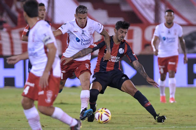 FOTO: San Lorenzo venció a Huracán por penales y avanzó a octavos