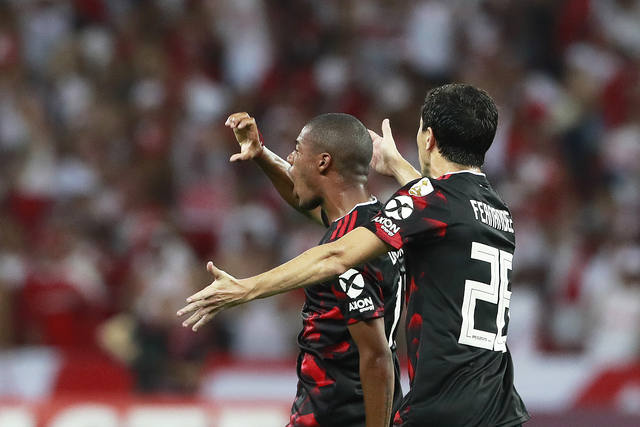 FOTO: Reviví el relato de los goles en la copera noche brasileña