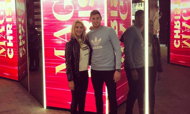 La ex novia de Sala tiene esperanza de que esté en una isla