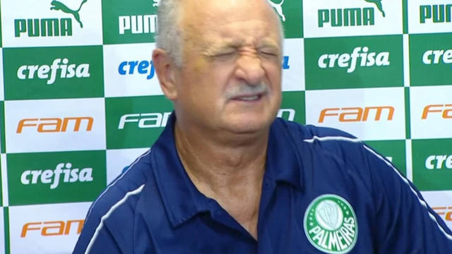 Video: Felipe Scolari se descompuso en plena conferencia