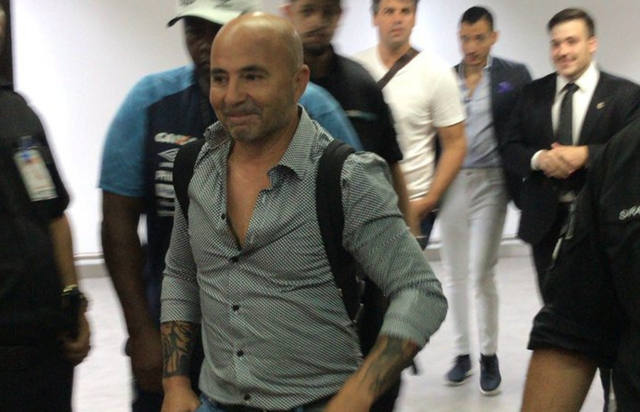 FOTO: Sampaoli llegó a Brasil para sumarse al Santos