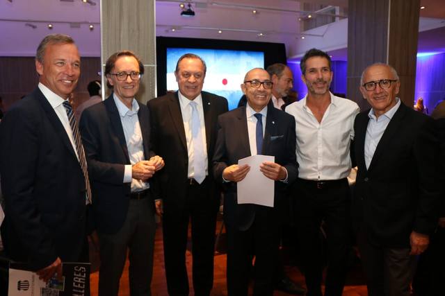 Mario Pereyra junto a Fassi y autoridades provinciales.