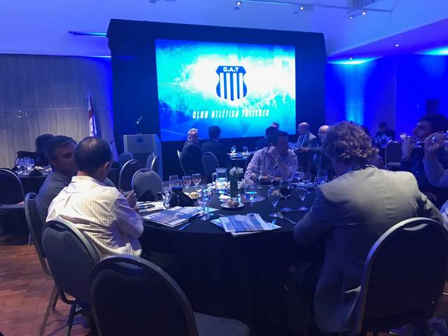 Fassi habla con Mario Pereyra de