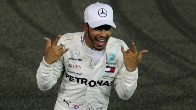 FOTO: Lewis Hamilton ganó la última carrera del año