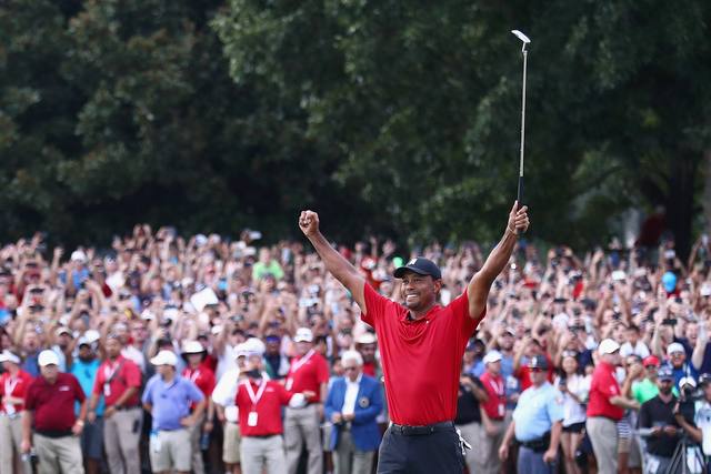 FOTO: Tiger, feliz. El mundo del golf recupera a su máximo ídolo.