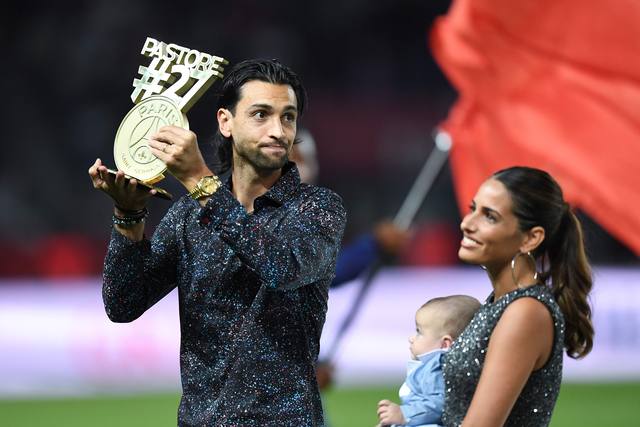 El PSG homenajeó a Pastore en su despedida del club francés