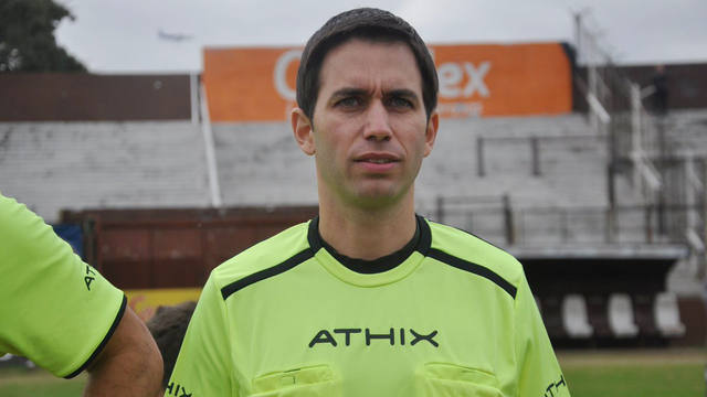 Martín Bustos árbitro