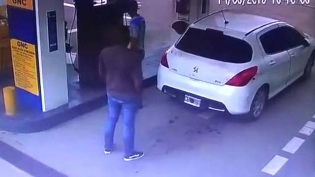 Video: cargaba gas y estalló el tanque con cocaína oculta