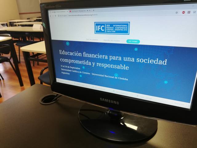 Convocan a presentar trabajos para congreso de finanzas