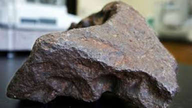 Robaron tres meteoritos en Chaco: venden a US$ 1.000 el kilo