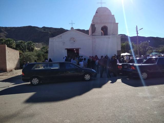 Los restos del diputado Olivares son velados en Villa Mazán