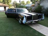 Venden el Ford Lincoln Continental que usó Alfonsín