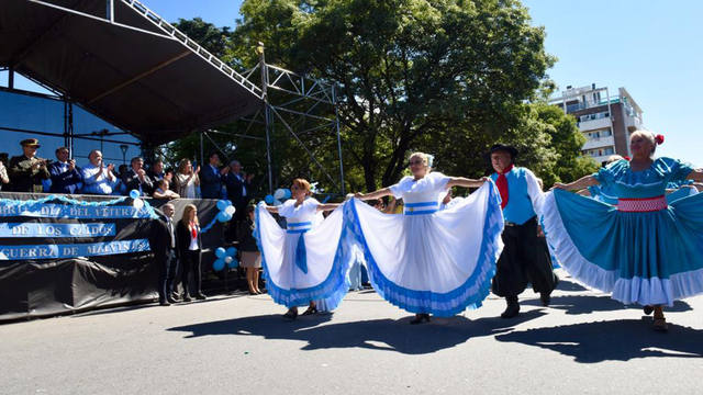 Con distintos actos en Córdoba, homenajearon a los héroes