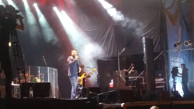 Jorge Rojas y Soledad cerraron el CILE ante 20.000 personas