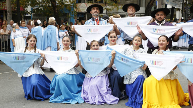 Más de tres mil bailarines hicieron un pericón por el CILE