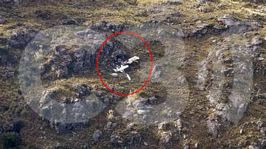 Hallaron la avioneta perdida, en una zona de difícil acceso