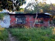 Una mujer y sus cinco hijos murieron al incendiarse su casa