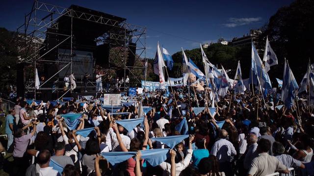 Miles de personas marcharon 