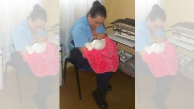 AUDIO: Subcomisaria amamantó a un bebé abandonado en La Falda