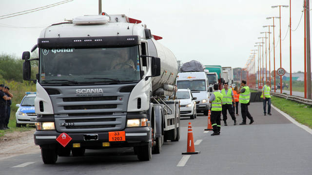 FOTO: Restricción de Camiones