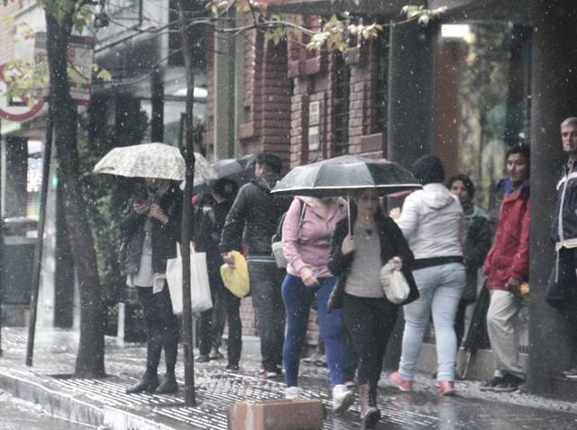 Alerta por tormentas fuertes y caída de granizo en Córdoba