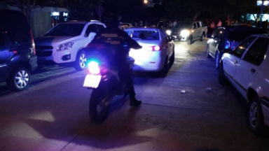 Robó un remis, raptó a cuatro turistas y chocó: fue detenido