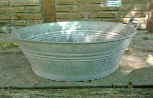 Una beba de un año se ahogó al caer en una palangana