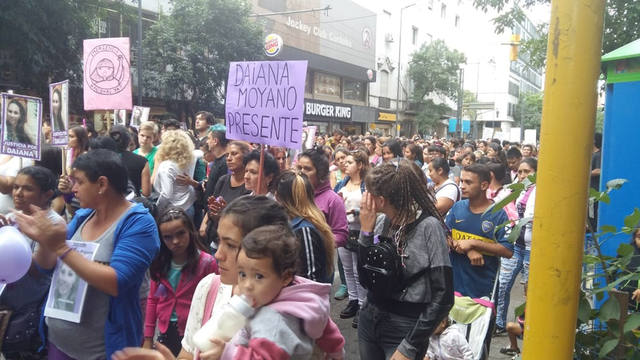 FOTO: Marcharon para pedir justicia por Dahiana Moyano