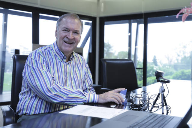 El gobernador Juan Schiaretti ya tiene su firma digital