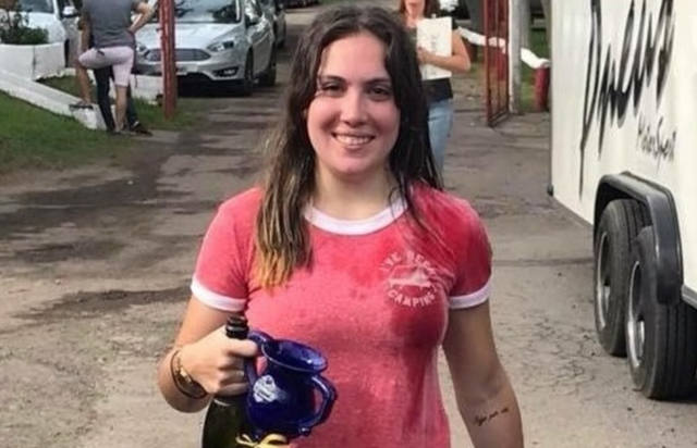 Crimen de una joven piloto enluta al mundo del automovilismo