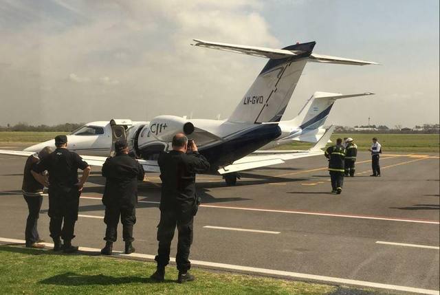 FOTO: Dos aviones chocaron en el aeropuerto de San Fernando