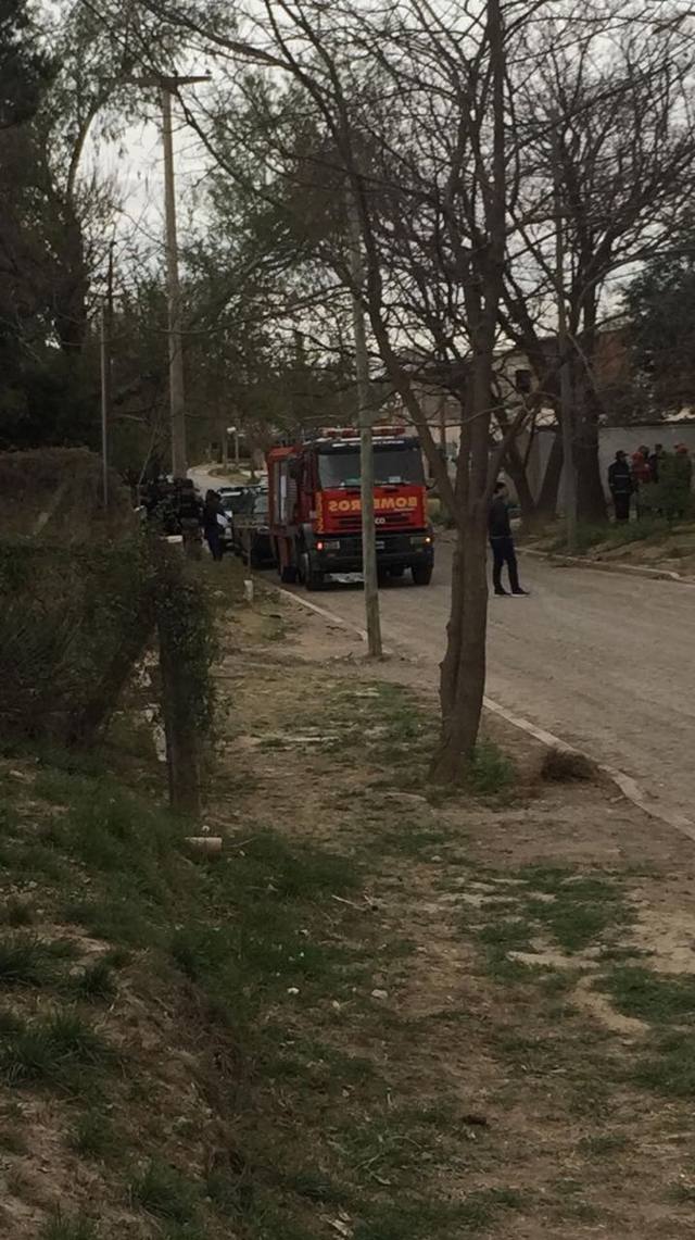 Tomó de rehén a su familia y tras cinco horas se entregó