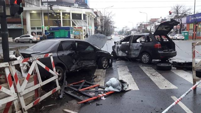 Terrible choque, incendio y fuga dejó tres heridos en Flores
