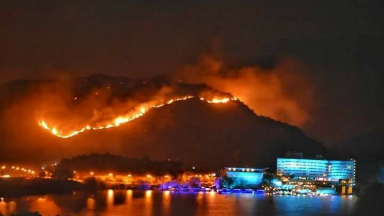 Voraz incendio forestal en las sierras puntanas