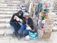 Artesanías y personajes de la pintoresca Humahuaca