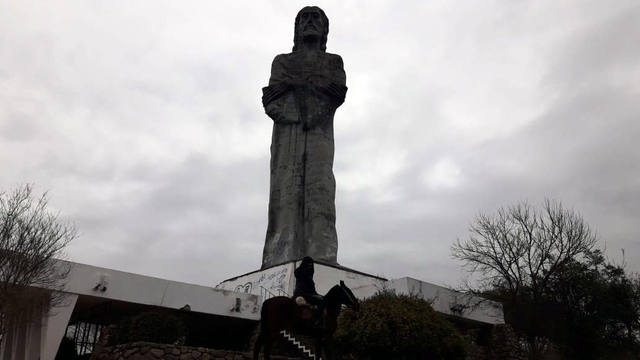 Un viaje al pasado y turismo religioso en La Caldera