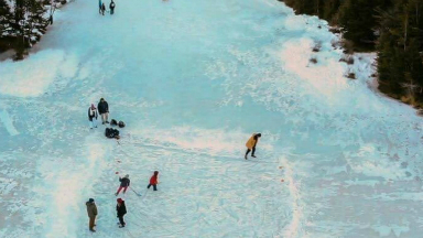 Laguna del Diablo, un espejo de agua congelado en Ushuaia