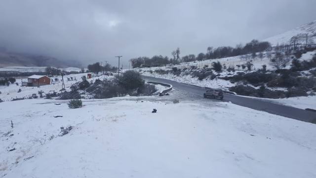 FOTO: Una copiosa nevada sorprendió a Tafí del Valle, en Tucumán