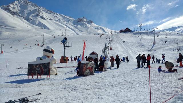 Vacaciones de invierno y famosos en Las Leñas
