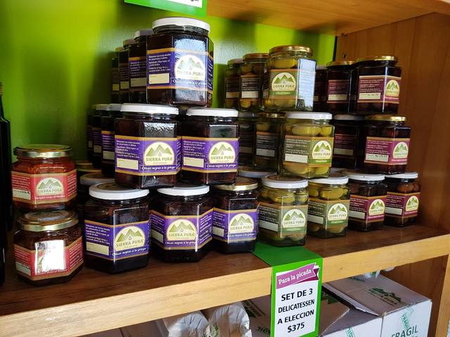 La premiada fábrica de aceite de oliva de Luyaba